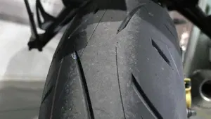 Triumph Street Triple (2007 - 12)  (5)