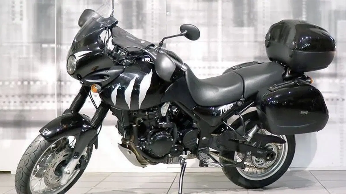Triumph Tiger 955 (2002 - 06)  (7)