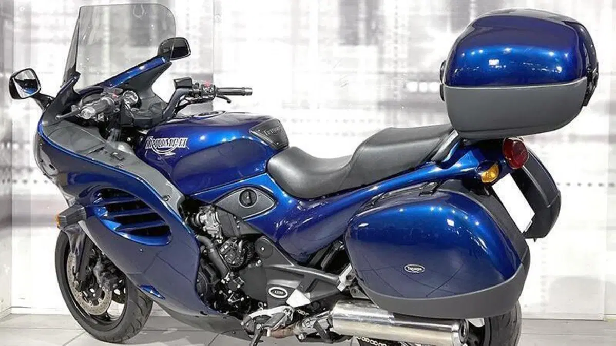 Triumph Trophy 1200 (1992 - 01)  (2)