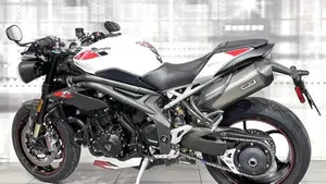 Triumph Speed Triple 1050 RS (2018 - 20)  (2)