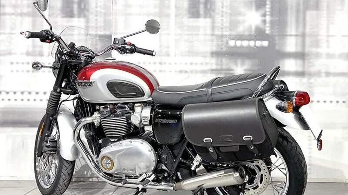 Triumph Bonneville T120 (2016 - 20)  (2)
