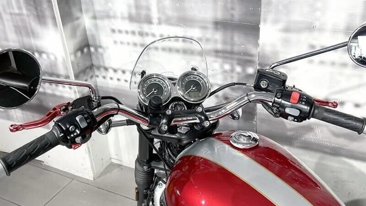 Triumph Bonneville T120 (2016 - 20)  (6)