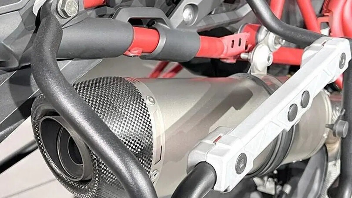 Triumph Tiger 800 XC ABS (2010 - 14)  (4)