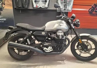 Moto Guzzi V7 Stone (2021 - 24) - Annuncio 10061192