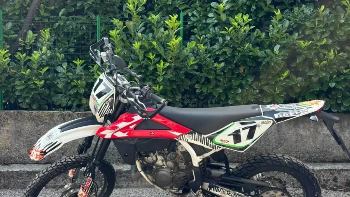 Husqvarna WR 125 (2012) 