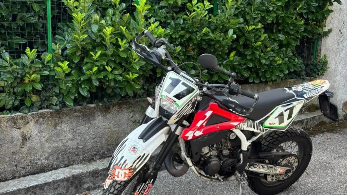 Husqvarna WR 125 (2012)  (4)