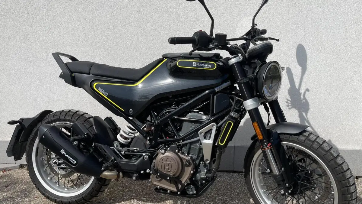 Husqvarna Svartpilen 401 (2018 - 19) 