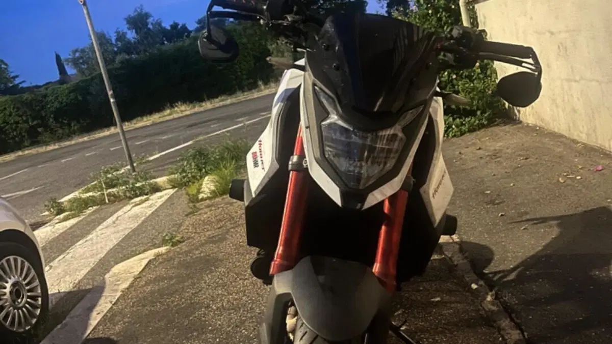 Honda CB 750 Hornet (2023 - 24) 