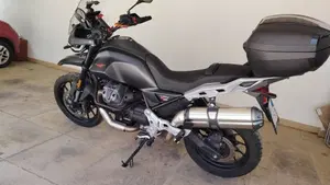 Moto Guzzi V85 Strada (2024 - 26)  (2)