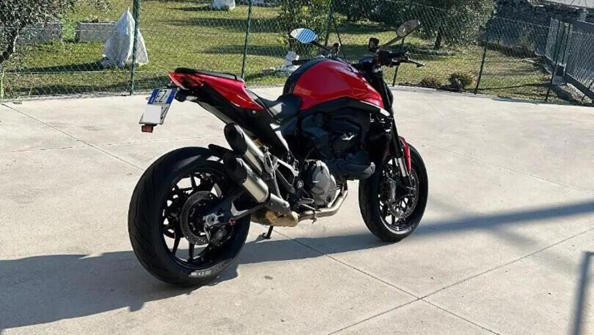 Ducati Monster 937 (2021 - 25)  (3)