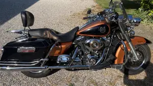 Harley-Davidson 1584 Road King Classic (2007 - 11) - FLHRCI  (3)