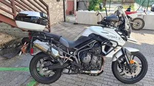 Triumph Tiger 800 XRx (2018 - 20)  (2)