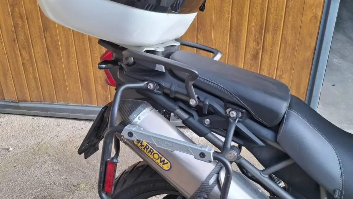 Triumph Tiger 800 XRx (2018 - 20)  (4)