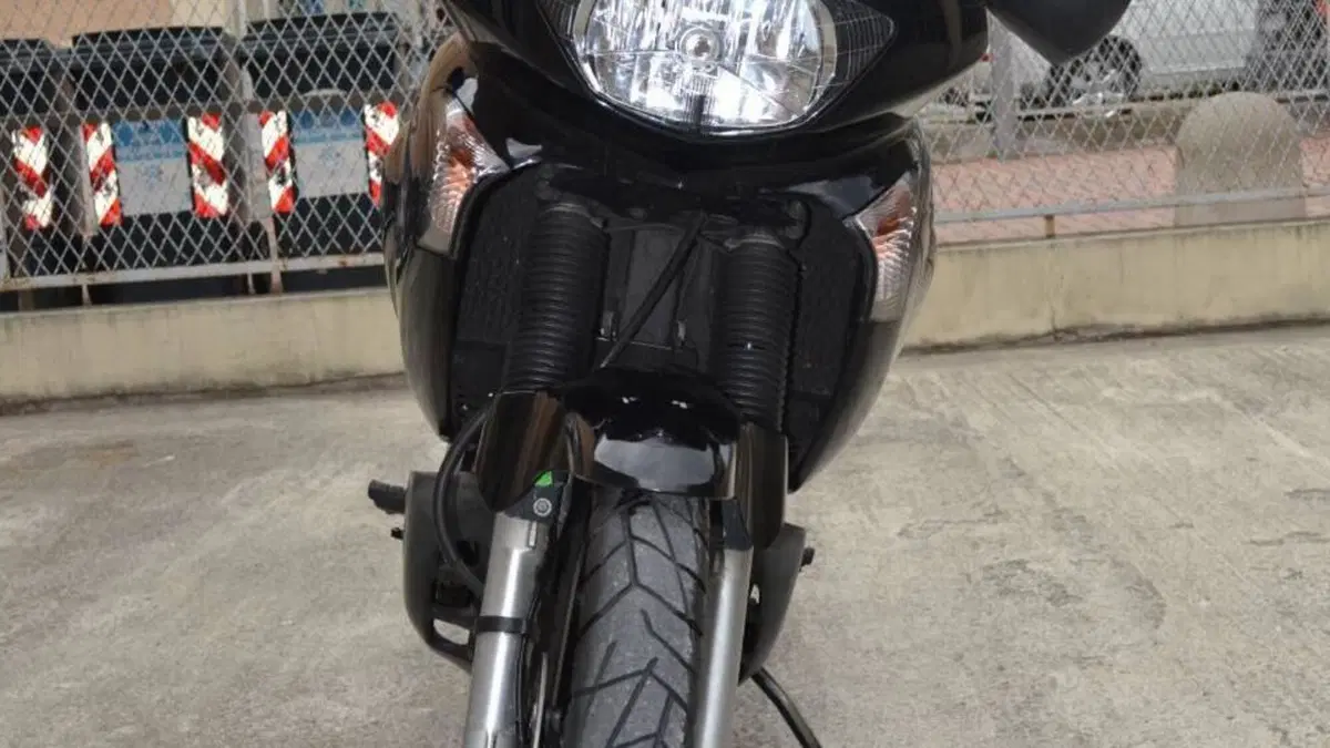 Honda Transalp XL 650V (2005 - 06)  (6)
