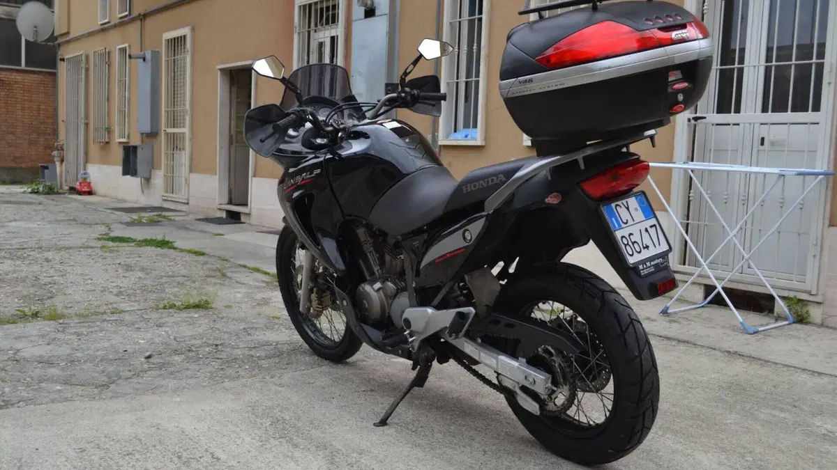 Honda Transalp XL 650V (2005 - 06)  (10)