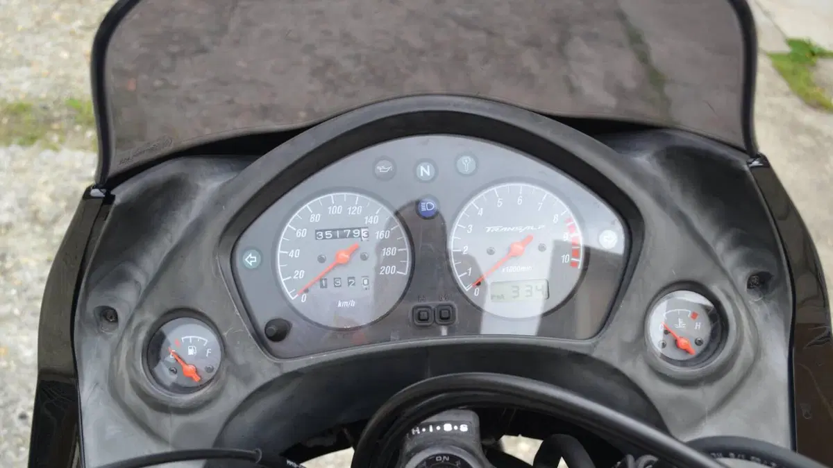 Honda Transalp XL 650V (2005 - 06)  (11)