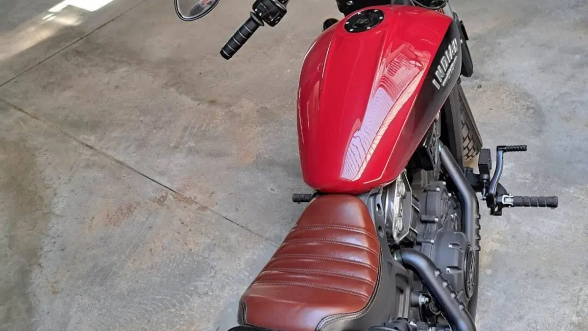 Indian Scout 1133 Bobber (2018 - 20)  (3)