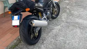 Ducati Monster 900 Dark I.E. (1999 - 02)  (3)