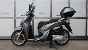 Honda SH 300 i ABS (2016 - 20)  (3)