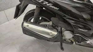 Honda SH 300 i (2006 - 10)  (4)