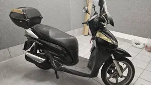 Honda SH 300 i (2006 - 10)  (5)