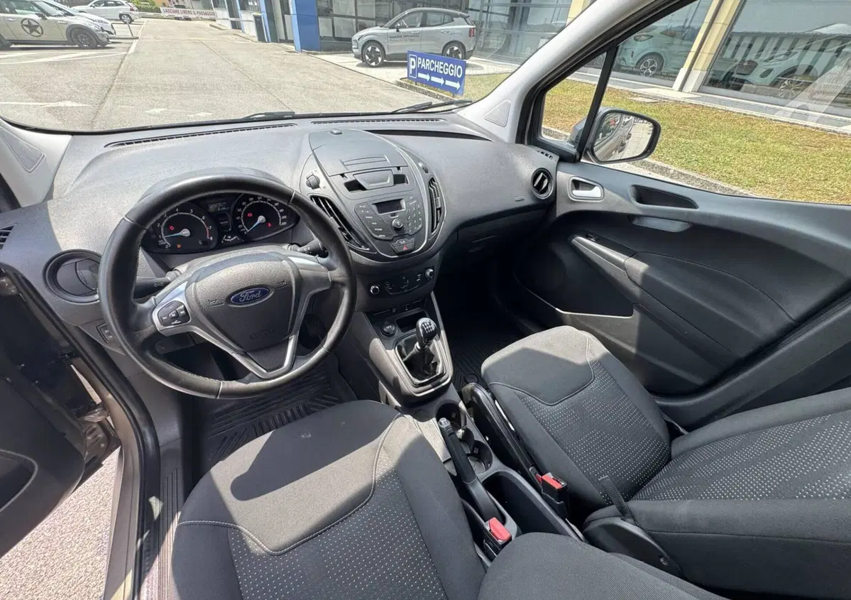 Ford Transit Courier 1.0 EcoBoost 100CV  Trend (17)