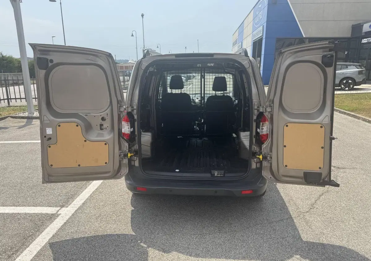 Ford Transit Courier 1.0 EcoBoost 100CV  Trend (8)
