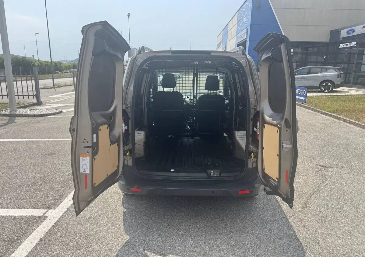 Ford Transit Courier 1.0 EcoBoost 100CV  Trend (7)