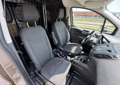 Ford Transit Courier 1.0 EcoBoost 100CV  Trend (16)