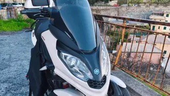 Piaggio MP3 300 Sport ABS Hpe (2021 - 24) usata