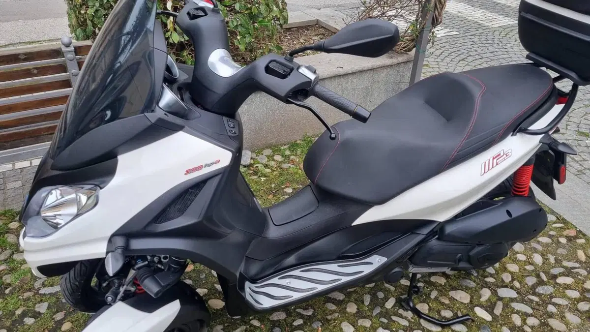 Piaggio MP3 300 Sport ABS Hpe (2021 - 24)  (3)