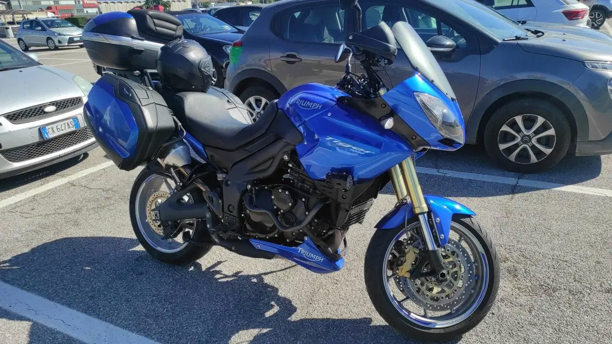 Triumph Tiger 1050 (2006 - 12)  (3)
