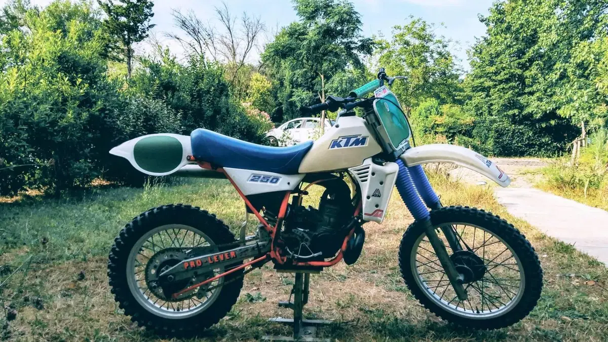 KTM  