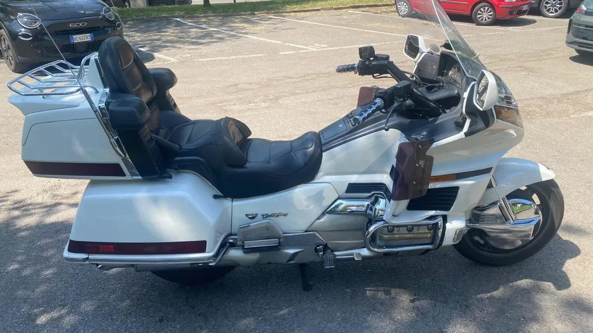 Honda   (2)