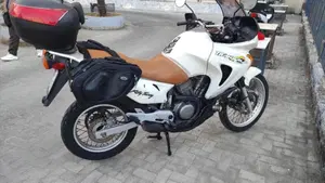 Honda   (2)