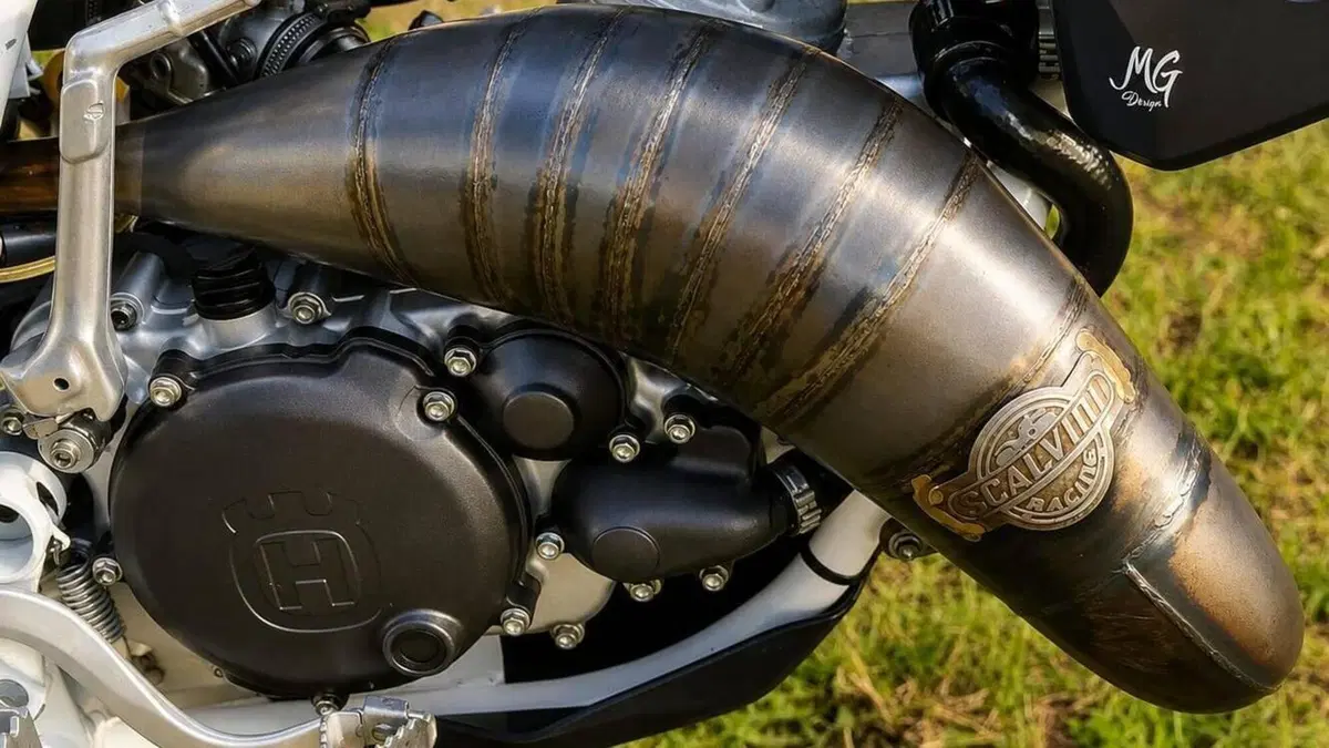 Husqvarna SM 125 (2010 - 12)  (5)