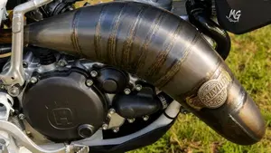 Husqvarna SM 125 (2010 - 12)  (5)