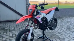 KTM 125 SX (2024) 