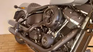 Harley-Davidson 107 Street Bob (2018 - 20) - FXBB  (2)
