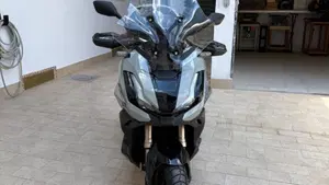 Honda ADV 350 (2022 - 24)  (4)