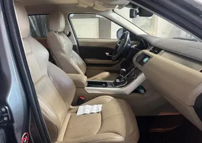 Land Rover Range Rover Evoque 2.0 eD4 5p. Pure (8)