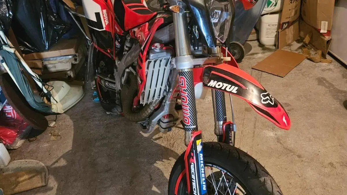 Honda CRF 450R (2006)  (6)