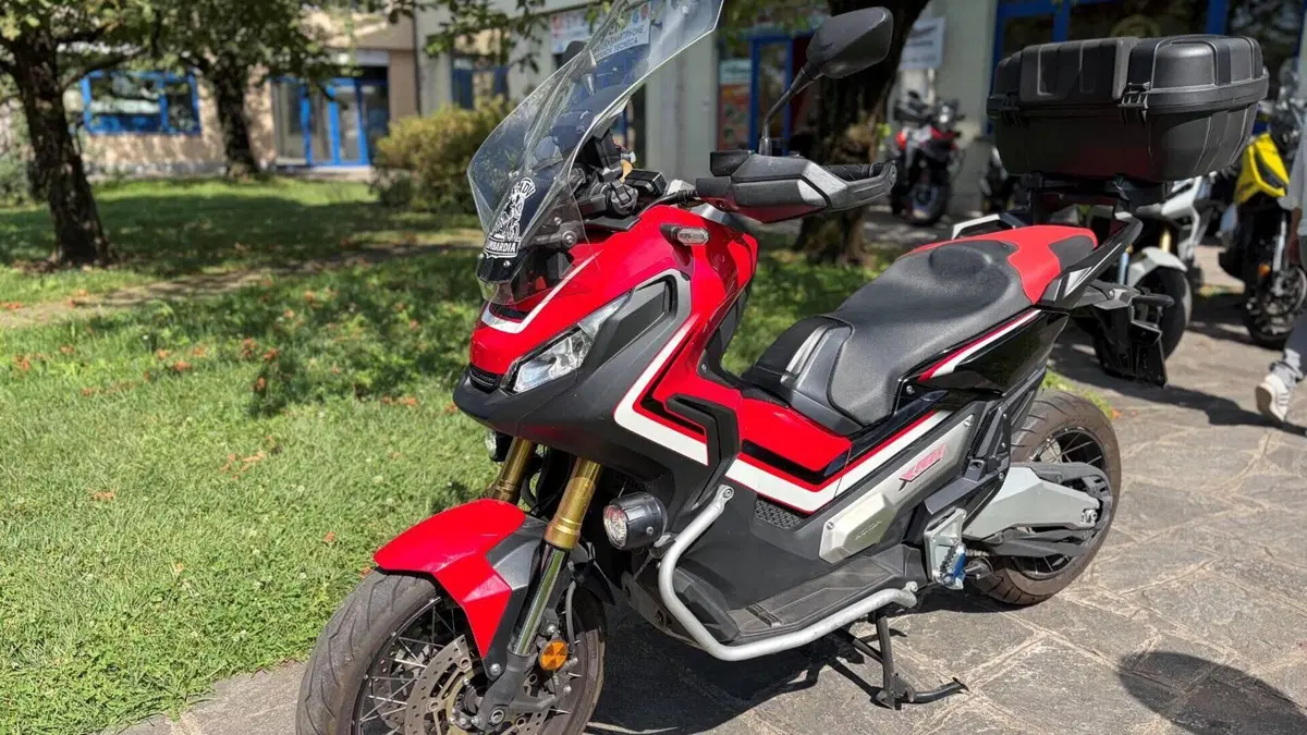 Honda X-ADV 750 (2018 - 20)  (2)