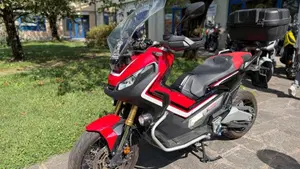 Honda X-ADV 750 (2018 - 20)  (2)