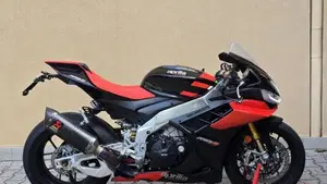 Aprilia RSV4 1100 Factory (2021 - 24)  (9)