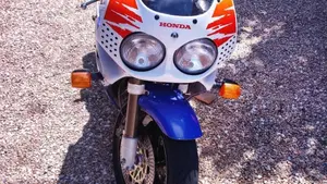 Honda CBR 900 RR (1992 - 93)  (6)