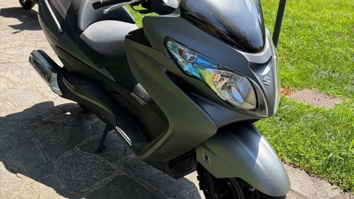 Suzuki Burgman AN 400 Lux ABS (2012 - 17)  (3)