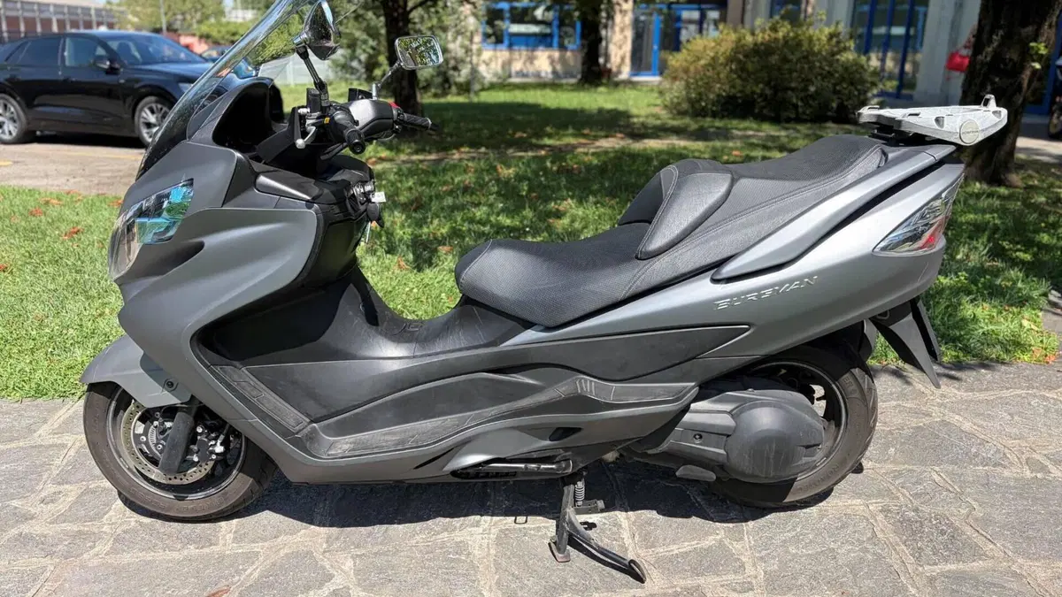 Suzuki Burgman AN 400 Lux ABS (2012 - 17)  (5)