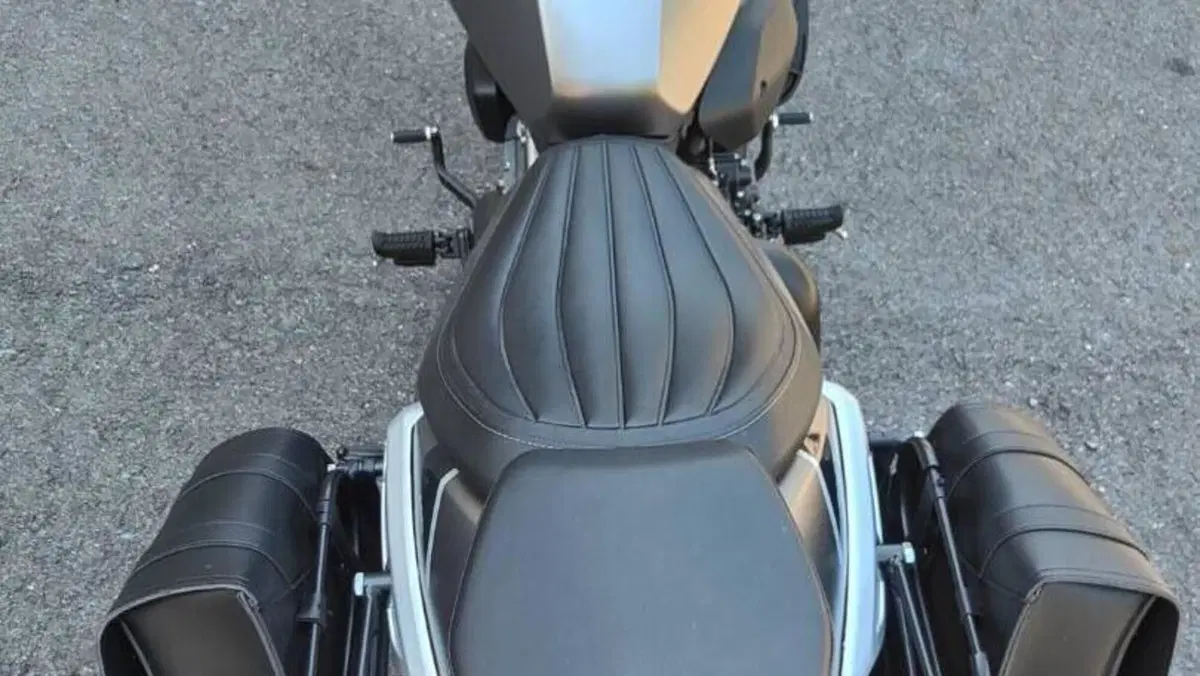 Benelli Leoncino 400 Bobber (2026)  (10)