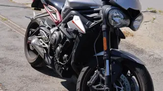 Triumph Street Triple R (2017 - 20) usata